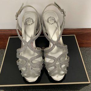 I. Miller Silver Sparkle Heel Size 8M